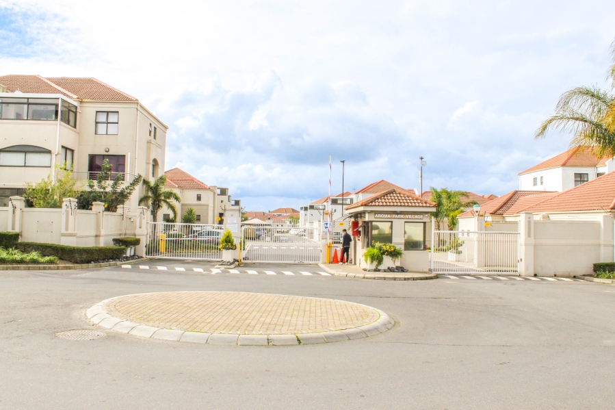 2 Bedroom Property for Sale in Vredekloof Western Cape